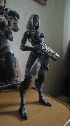 Mass Effect 3 - Mass Effect Play Arts Kai - Tali'Zorah vas Normandy - обзор